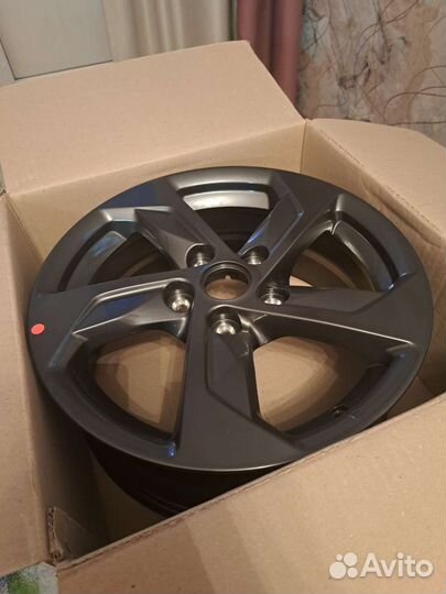 Литые диски r16