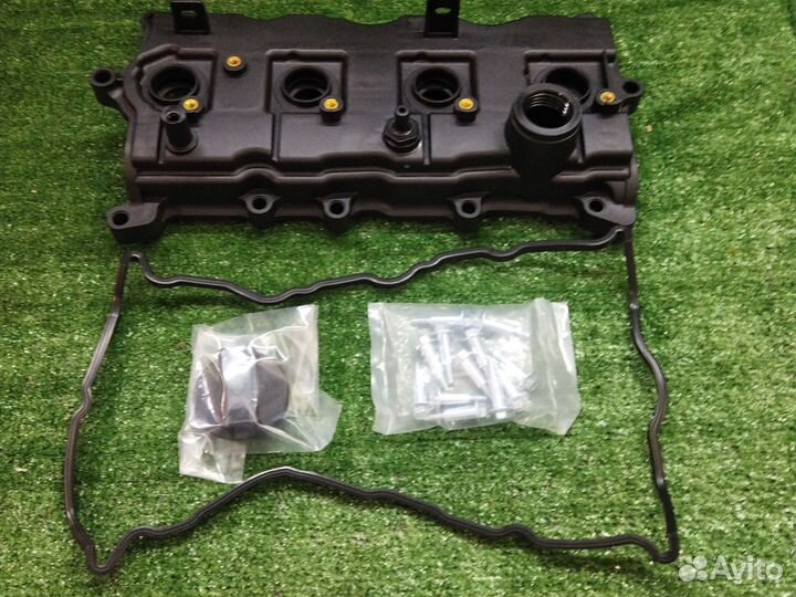 Крышка клапанов Nissan 13264-JA00A