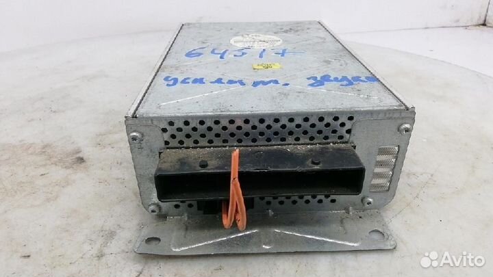 Усилитель акустической системы Audi Q7