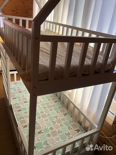 Кровать двухьярусная двухэтажная
