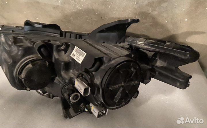 Фара Led Mitsubishi Outlander lll (8301С996)