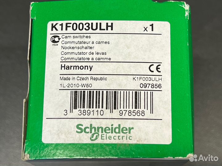 Schneider K1F003ULH Переключатель, новый, 4 шт