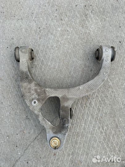 Рычаг передний правый dodge ram 5gen 68261620