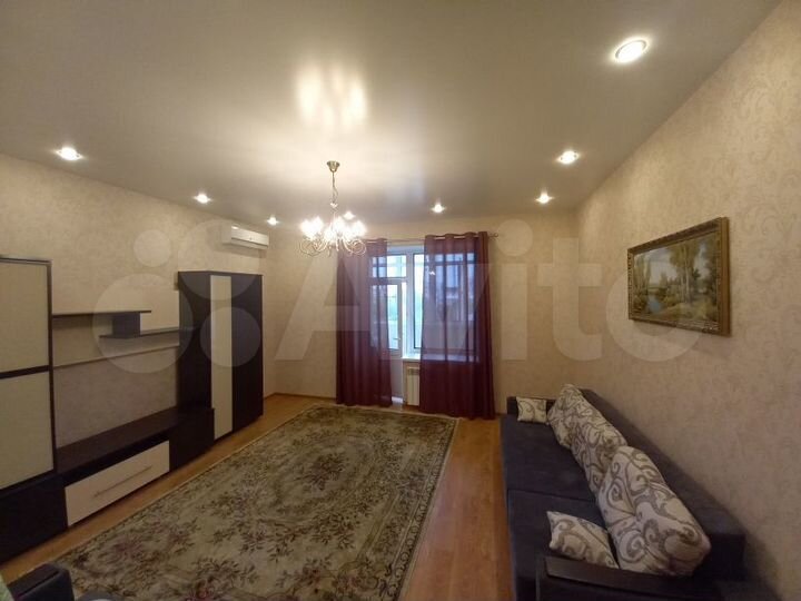 2-к. квартира, 83 м², 5/6 эт.