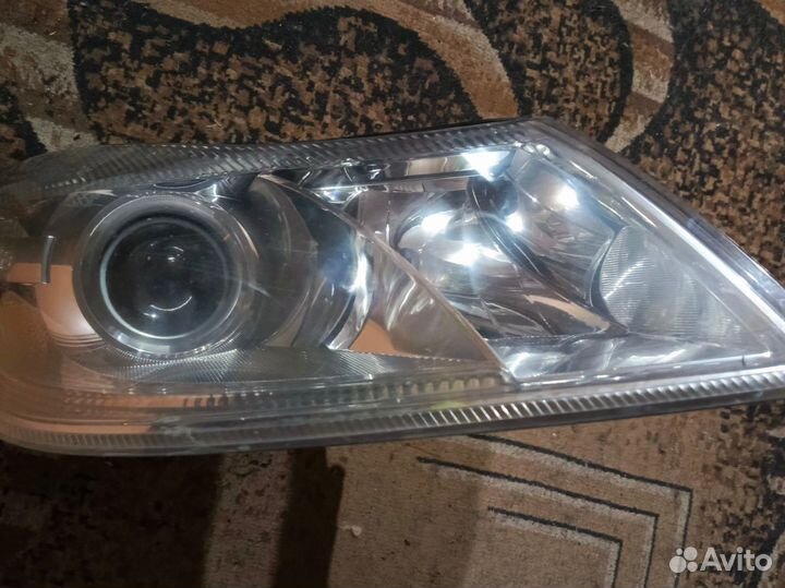 Фары на skoda octavia 2 a5 рестайлинг