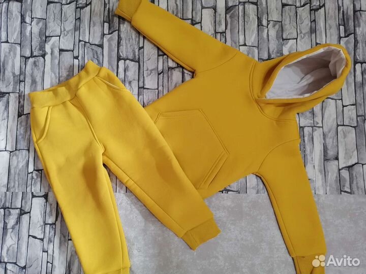 Костюм детский. Трех нитка на флисе