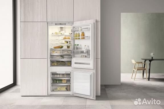 Встраиваемый холодильник Whirlpool SP40 802 EU