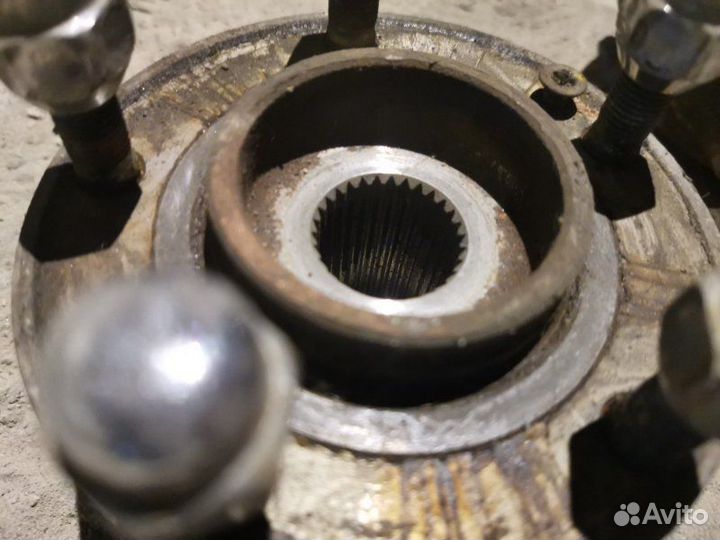 Ступица задняя Kia Sorento XM G4KE 2011