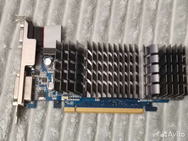 Продам видео карту asus en 210 silent 512 gb