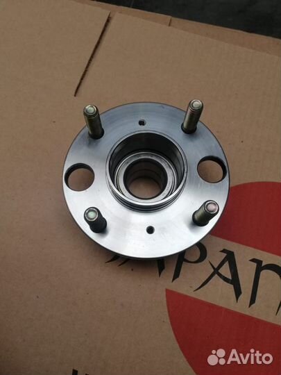 Подшипник задней ступицы Honda Legend h24020