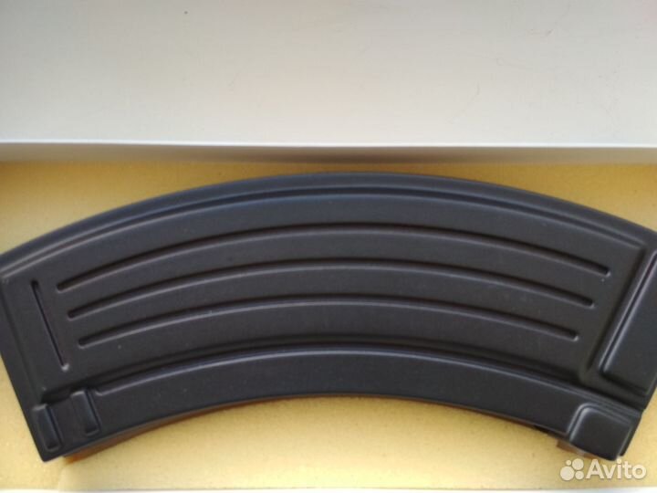 Набор 2 Новозеландских доллара 60 лет ак-47