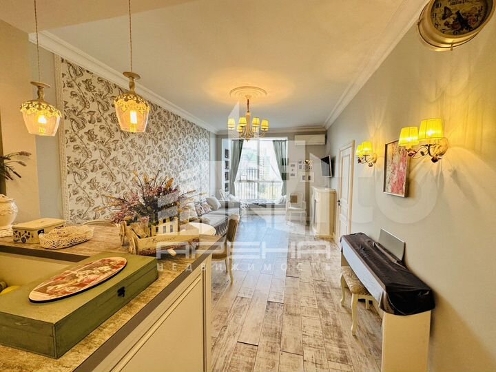 3-к. квартира, 70 м², 3/19 эт.