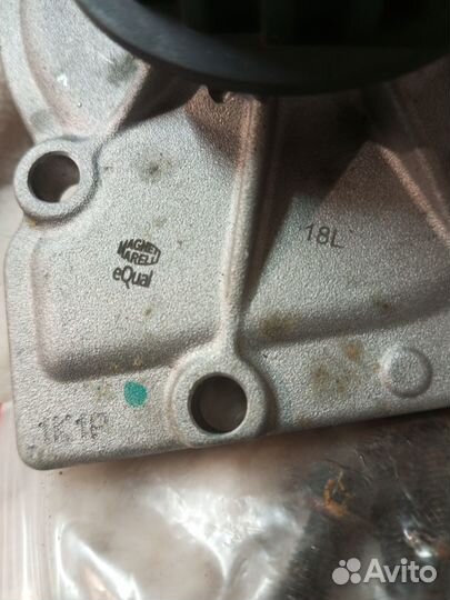 Водяной насос помпа Magneti Marelli 352316171221