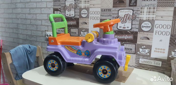 Машина каталка и велик одним лотом