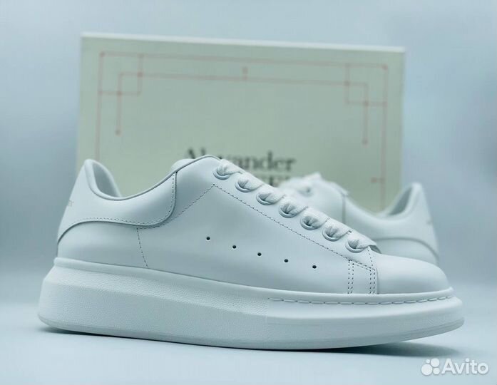 Кроссовки Alexander McQueen белый