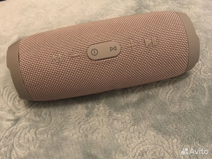 Портативная колонка jbl