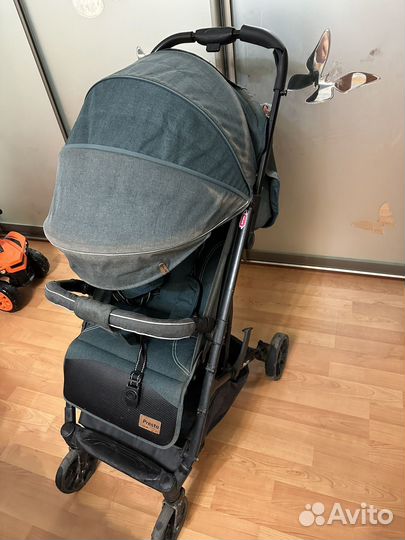 Прогулочная коляска carello