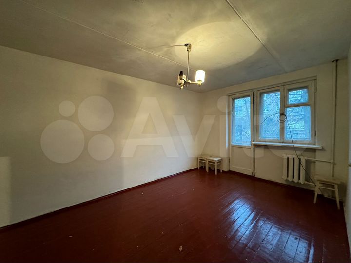 2-к. квартира, 46 м², 2/4 эт.