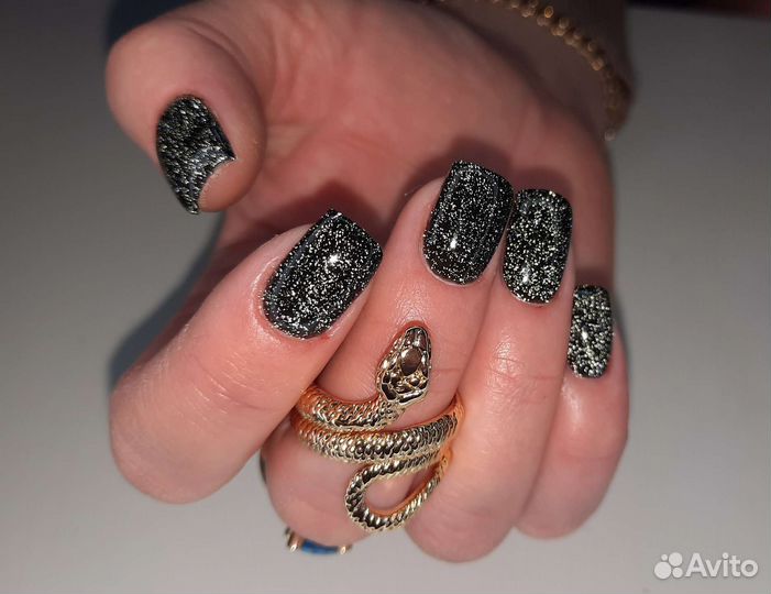 Наращивание ногтей, педикюр