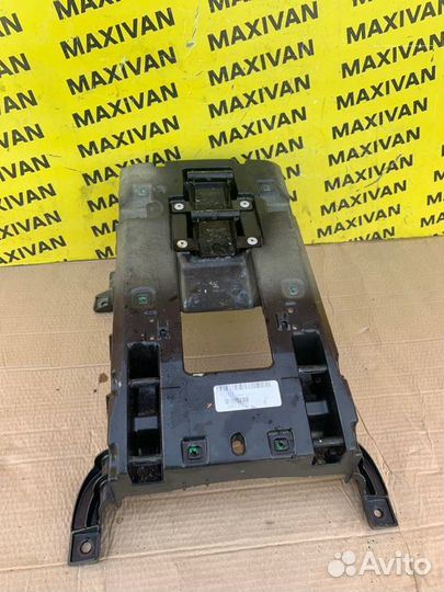 Кронштейн Mercedes R-Class W251 3.0 OM642 2006