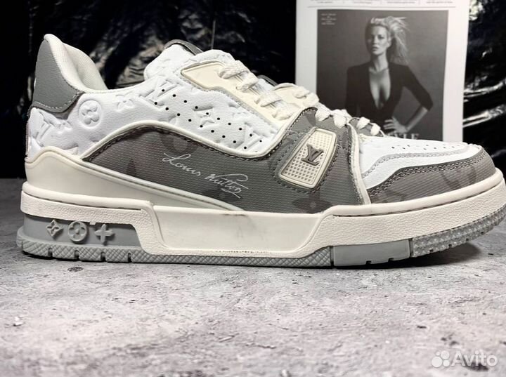 Кроссовки Louis Vuitton серые