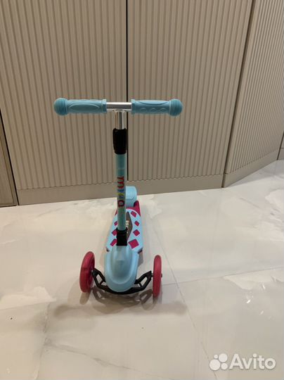 Детский самокат Zumba