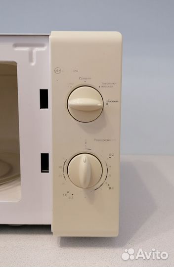 Микроволновая печь Vitek VT-1680 W