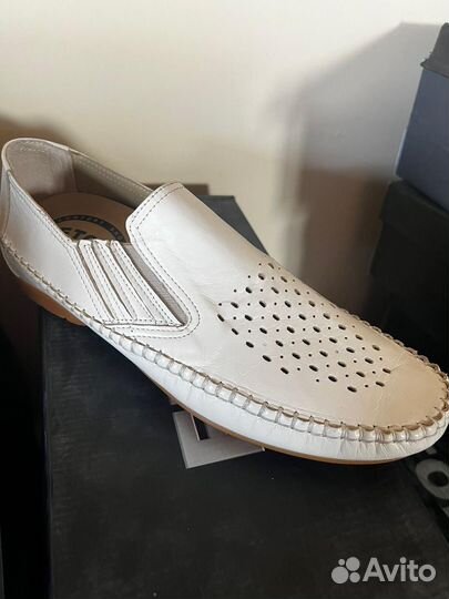 Вещи и обувь мужская и женская