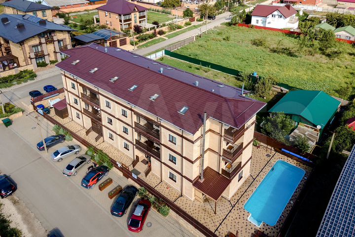 Дом 1000 м² на участке 10 сот.