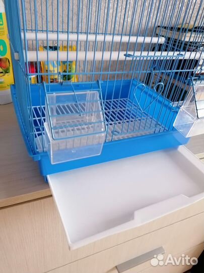 Большая клетка для птиц