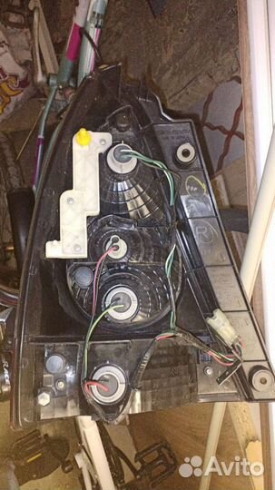 Задний стоп прав subaru forester sg5 рестайл