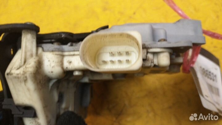 Замок двери задней левой Q7 (4L) 3C4839015A