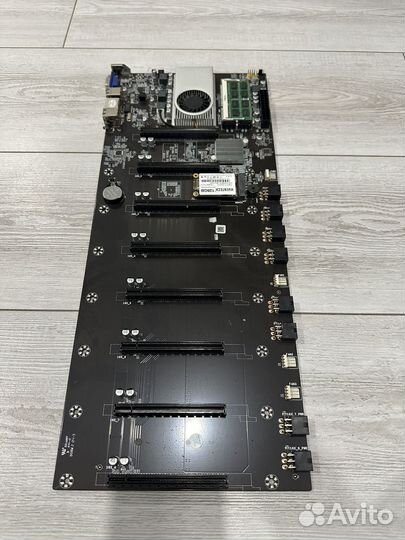 Материнская плата на 8 карт