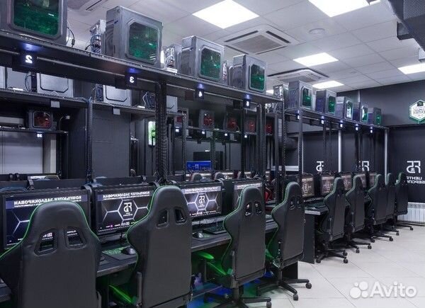 Компьютерный клуб / В ЖК бизнес-класса