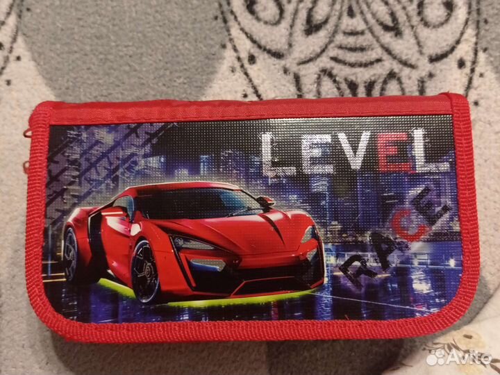 Пенал с 3-мя отделениями школьный