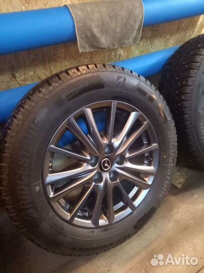 Bridgestone Ice Cruiser 7000S 225/65 R17