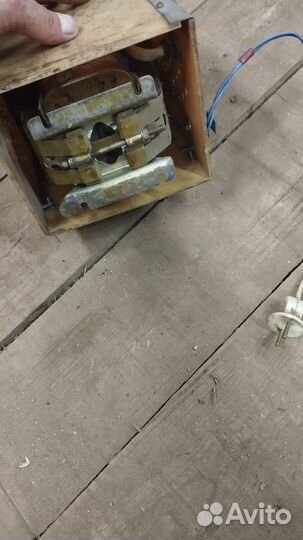 Понижающий трансформатор 220 12,36