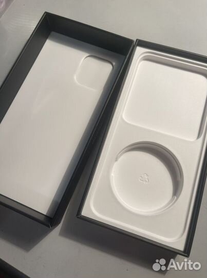 Оригинальная коробка от iPhone 12 PRO max