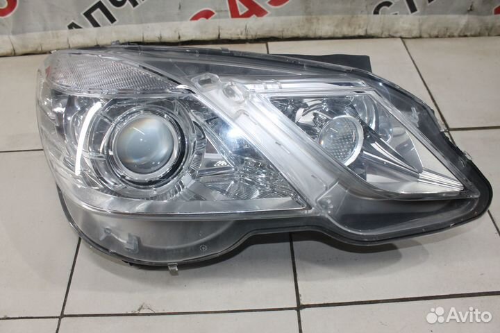 Фара правая Mercedes Benz W212 E-Klasse 2009-2016