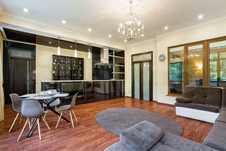 1-к. квартира, 80 м², 1/9 эт.