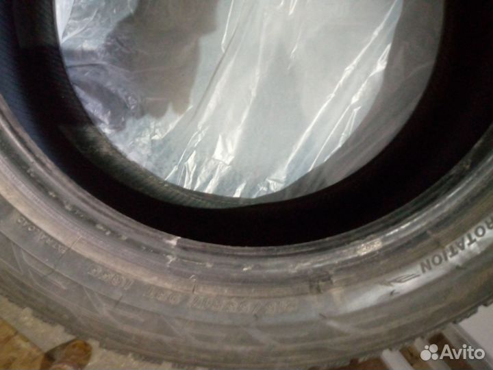 Yokohama Ice Guard Stud IG55 215/55 R17