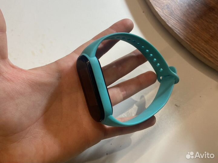 Часы xiaomi mi band 5