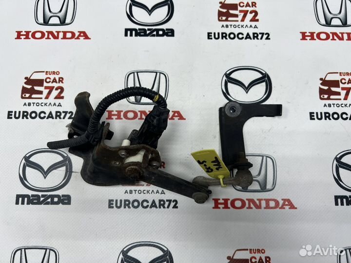 Датчик положения уровня фар Mazda CX-5 2012-2017