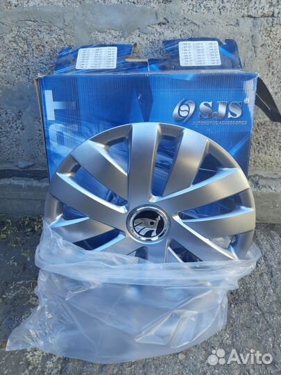 Колпаки шкода R 15. Комплект. Новые