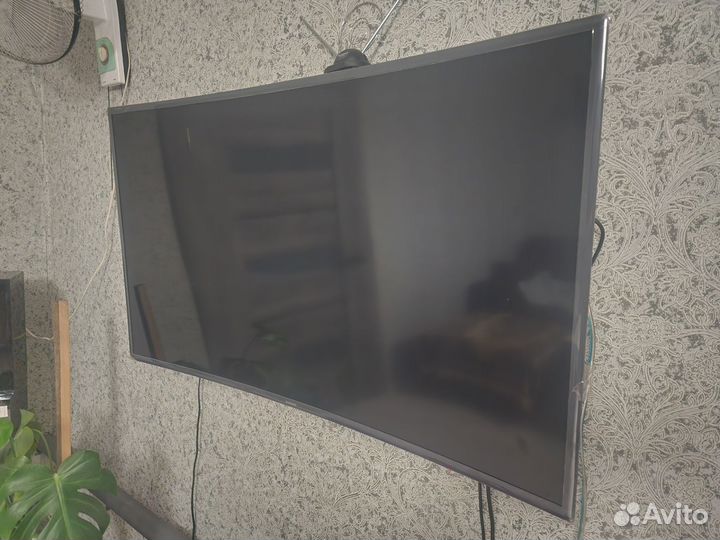 Телевизор SMART tv