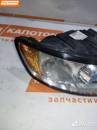 Фара Ксенон прав. Volvo S40 2 рест. 2008 30763044