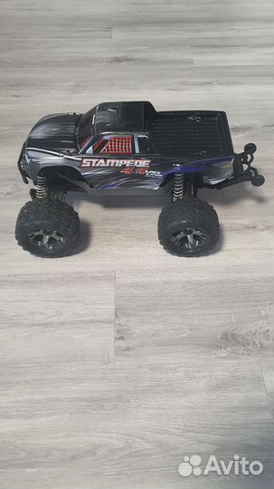 Машина на радиоуправлении Traxxas Stampede 4x4 vxl