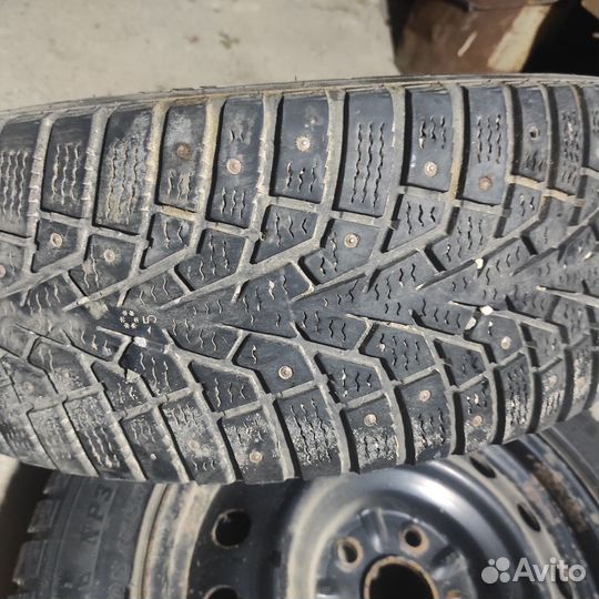 Maxxis ArcticTrekker NP3 205/55 R16 94T