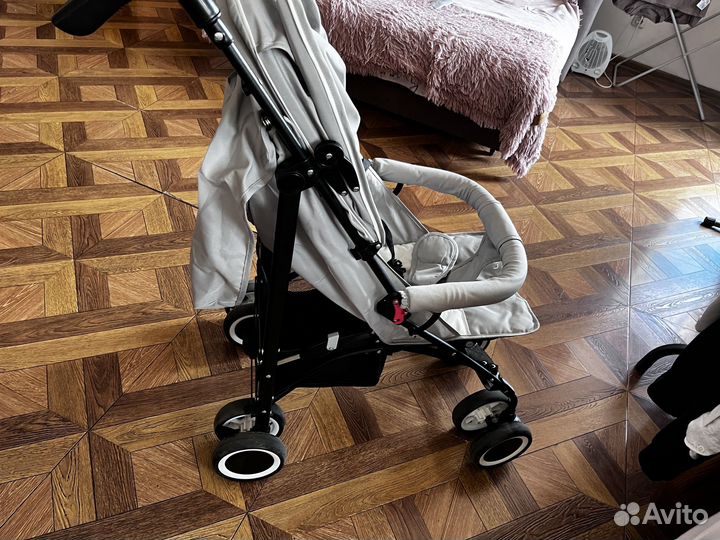 Коляска детская Luxmom