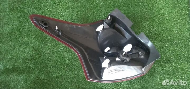 Фонарь правый новый Ford Focus 3 2011-2016